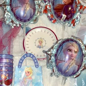 Disney Frozen Party Supplies
